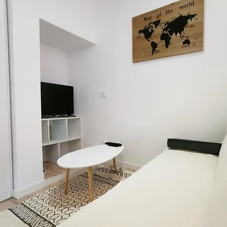 Апартаменты Nuit Etoilee Муасак